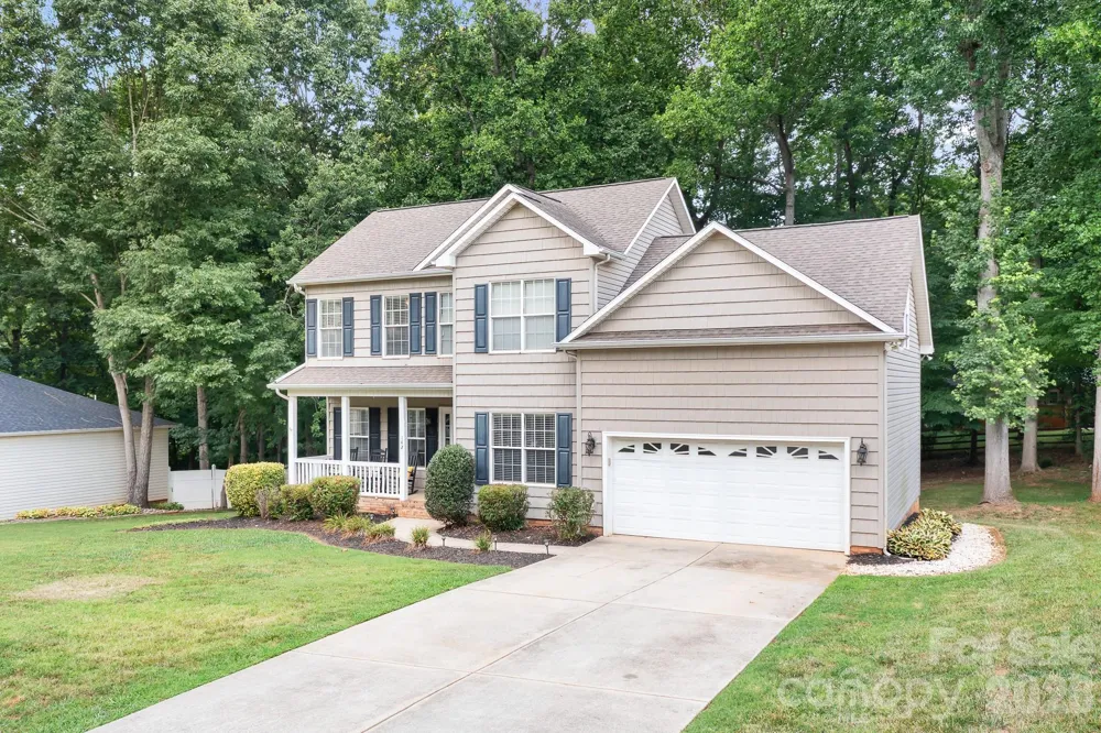 142 Valley Glen Drive Troutman, NC 28166