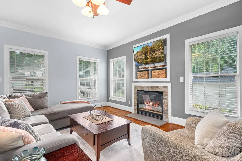 142 Valley Glen Drive Troutman, NC 28166