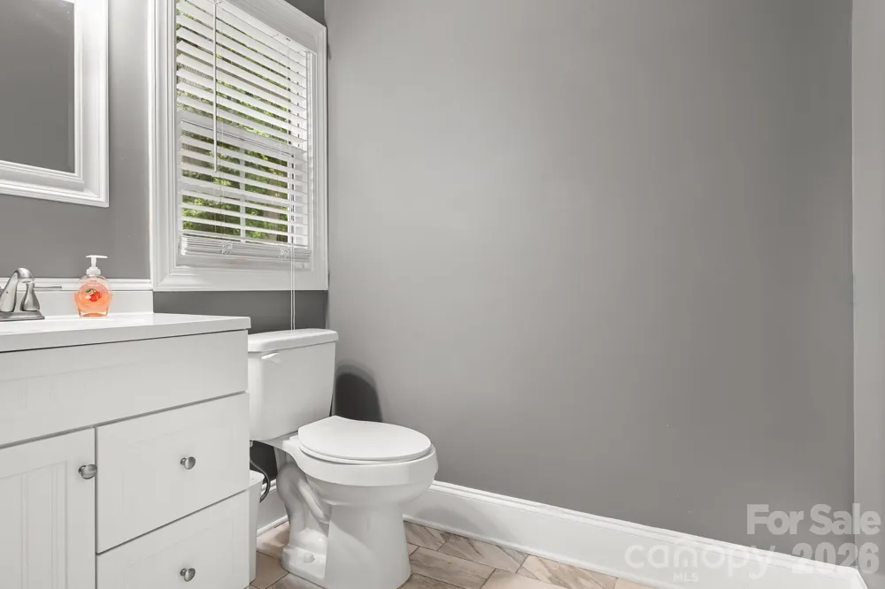 142 Valley Glen Drive Troutman, NC 28166