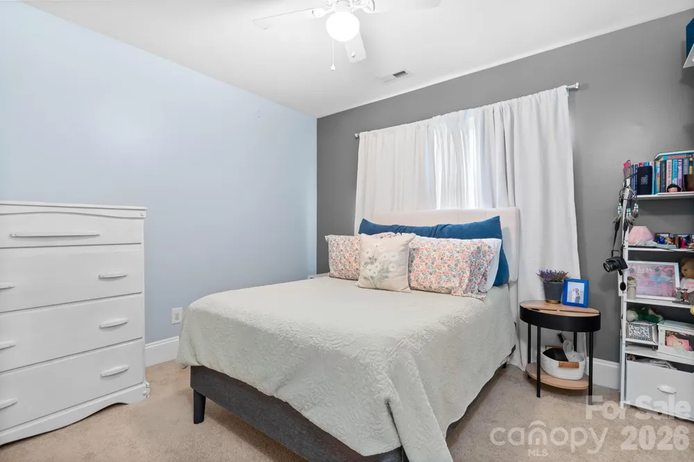 142 Valley Glen Drive Troutman, NC 28166