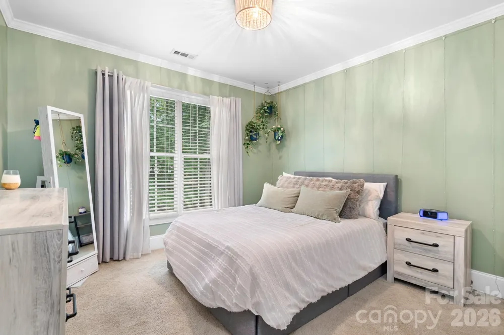 142 Valley Glen Drive Troutman, NC 28166