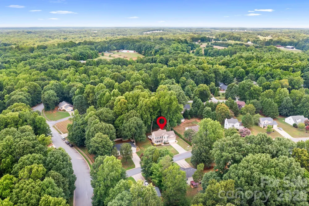142 Valley Glen Drive Troutman, NC 28166