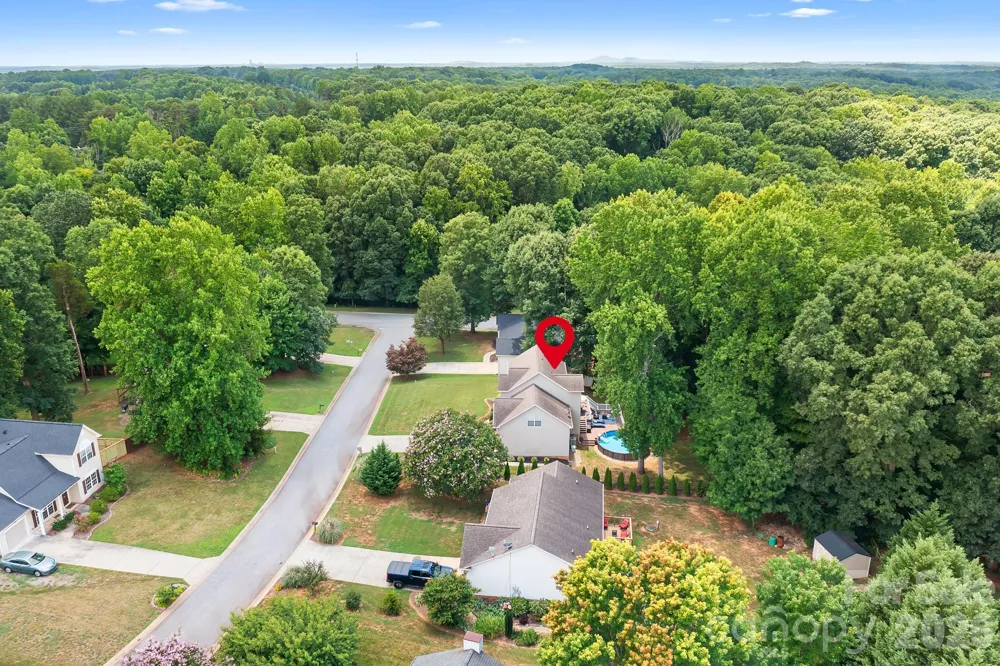 142 Valley Glen Drive Troutman, NC 28166