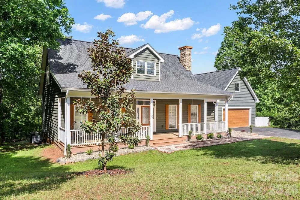 46 Indian Summer Lane Mill Spring, NC 28756