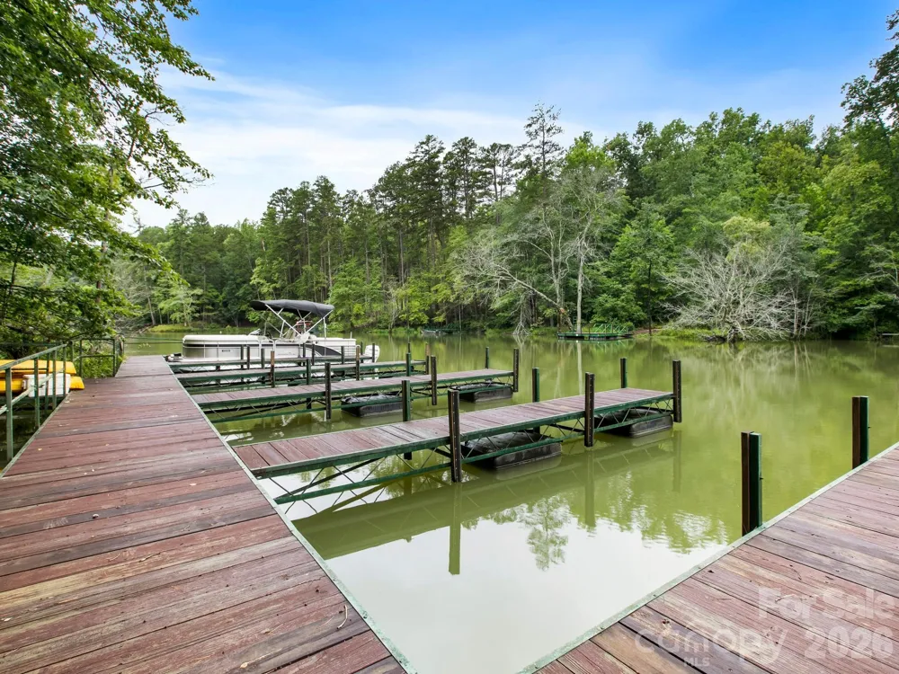 46 Indian Summer Lane Mill Spring, NC 28756