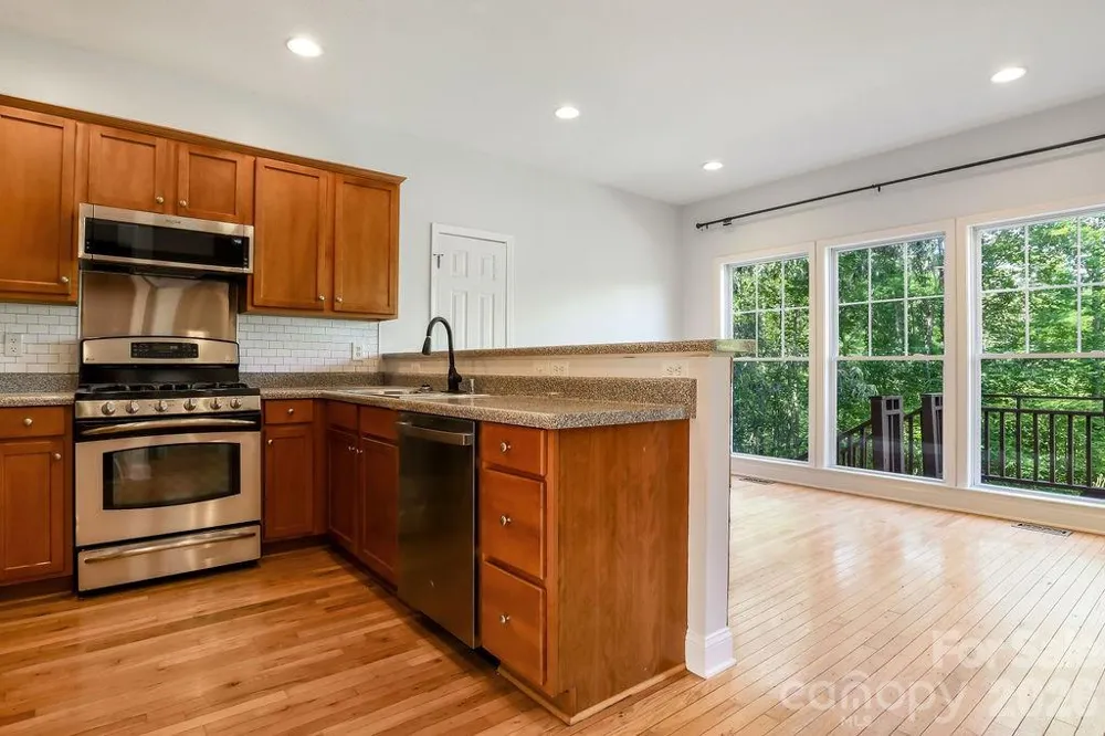 46 Indian Summer Lane Mill Spring, NC 28756