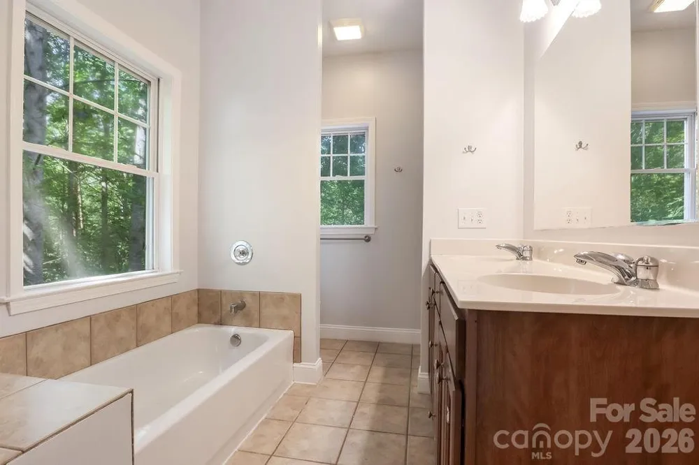 46 Indian Summer Lane Mill Spring, NC 28756