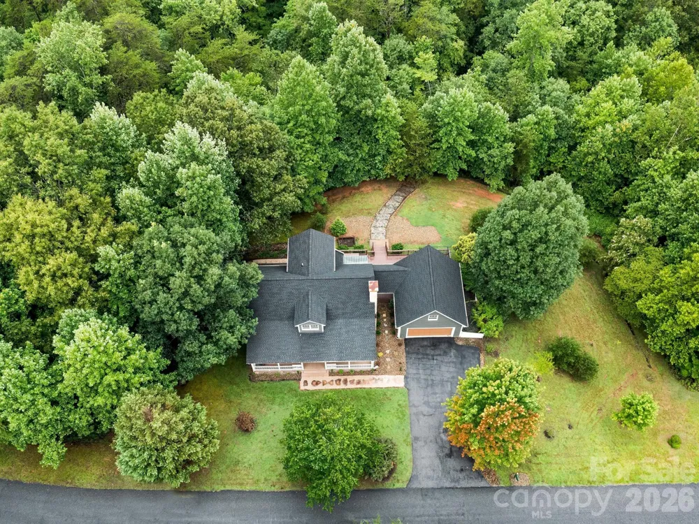 46 Indian Summer Lane Mill Spring, NC 28756