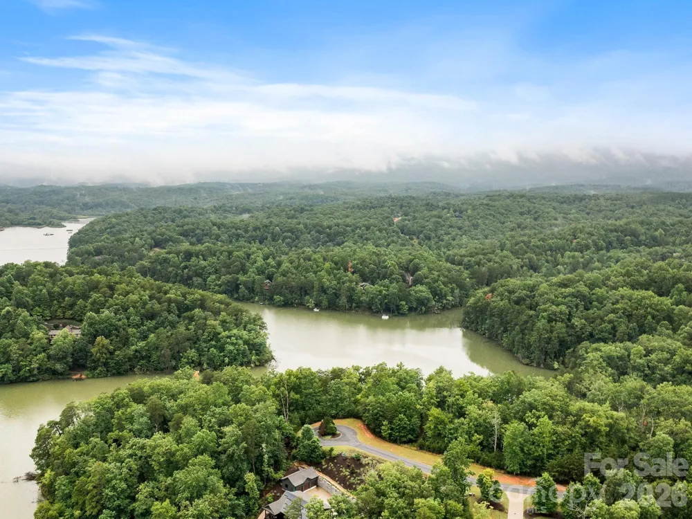 46 Indian Summer Lane Mill Spring, NC 28756