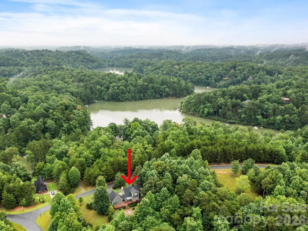 46 Indian Summer Lane Mill Spring, NC 28756