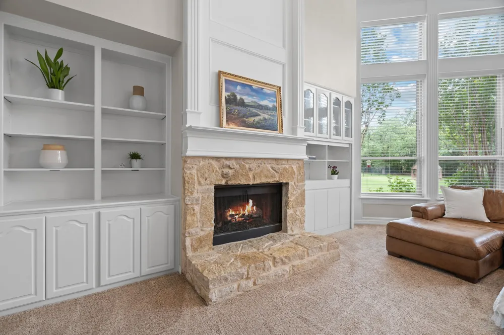 122 W Carruth Lane Double Oak, TX 75077