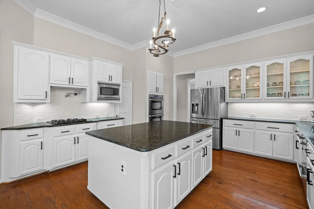 122 W Carruth Lane Double Oak, TX 75077