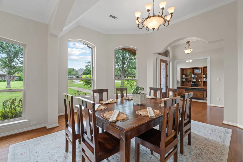 122 W Carruth Lane Double Oak, TX 75077