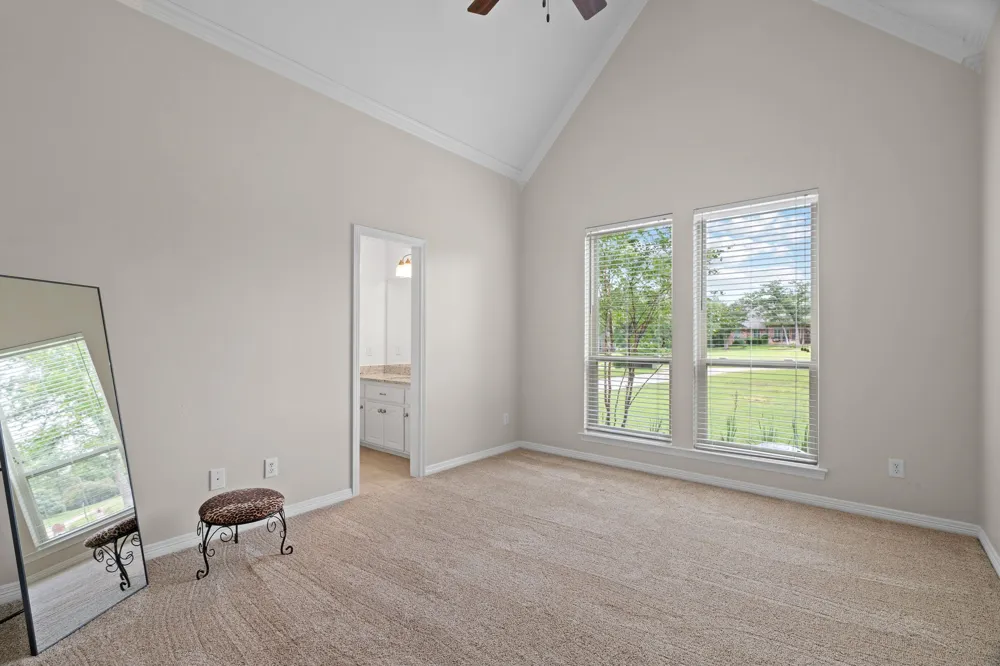122 W Carruth Lane Double Oak, TX 75077