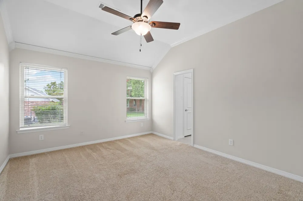 122 W Carruth Lane Double Oak, TX 75077