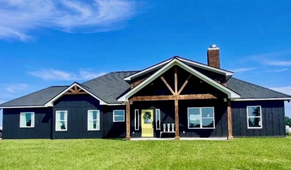 1655 Old Cuero Road Yoakum, TX 77995
