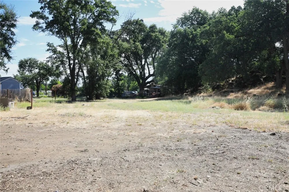3271 Washington Clearlake, CA 95422