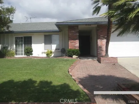 1293 Brenda Court