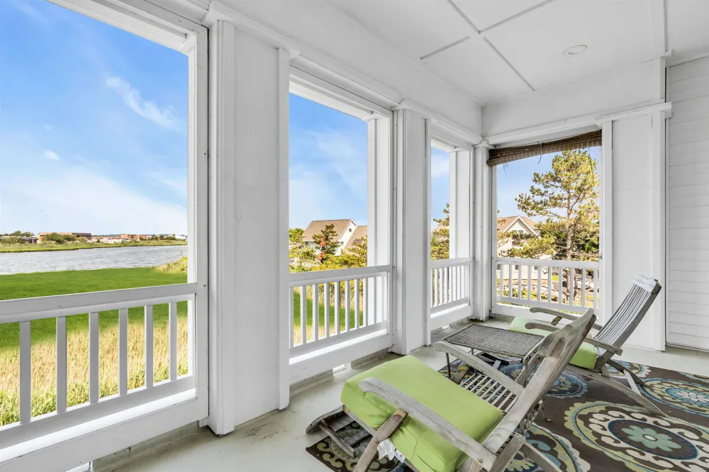 43 COLUMBUS DR Monmouth Beach, NJ 07750