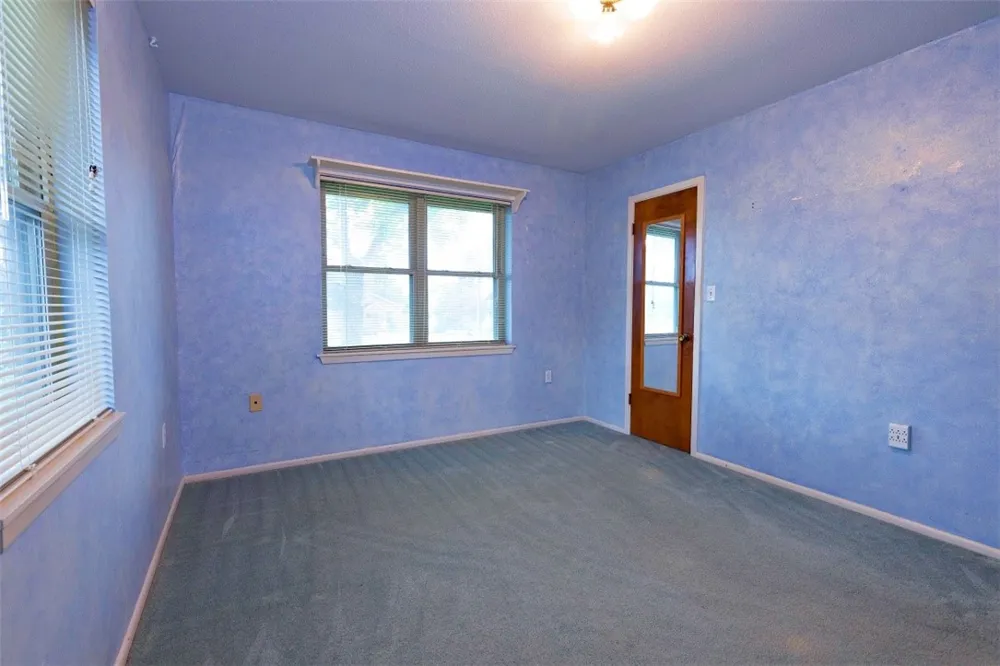 601 Poplar Street Jourdanton, TX 78026
