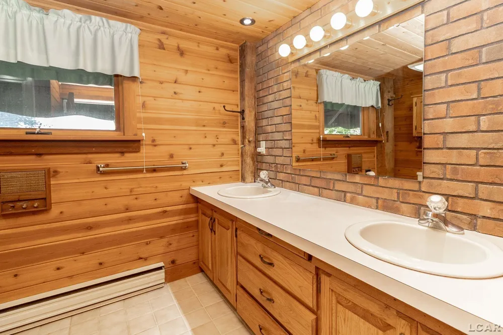 11726 Killarney Hwy Highway Cambridge Township, MI 49230