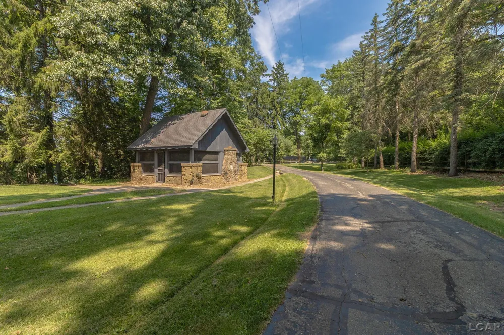 11726 Killarney Hwy Highway Cambridge Township, MI 49230