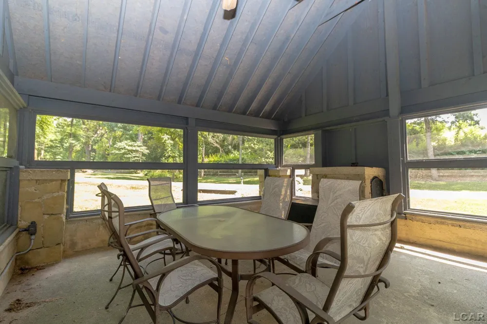 11726 Killarney Hwy Highway Cambridge Township, MI 49230