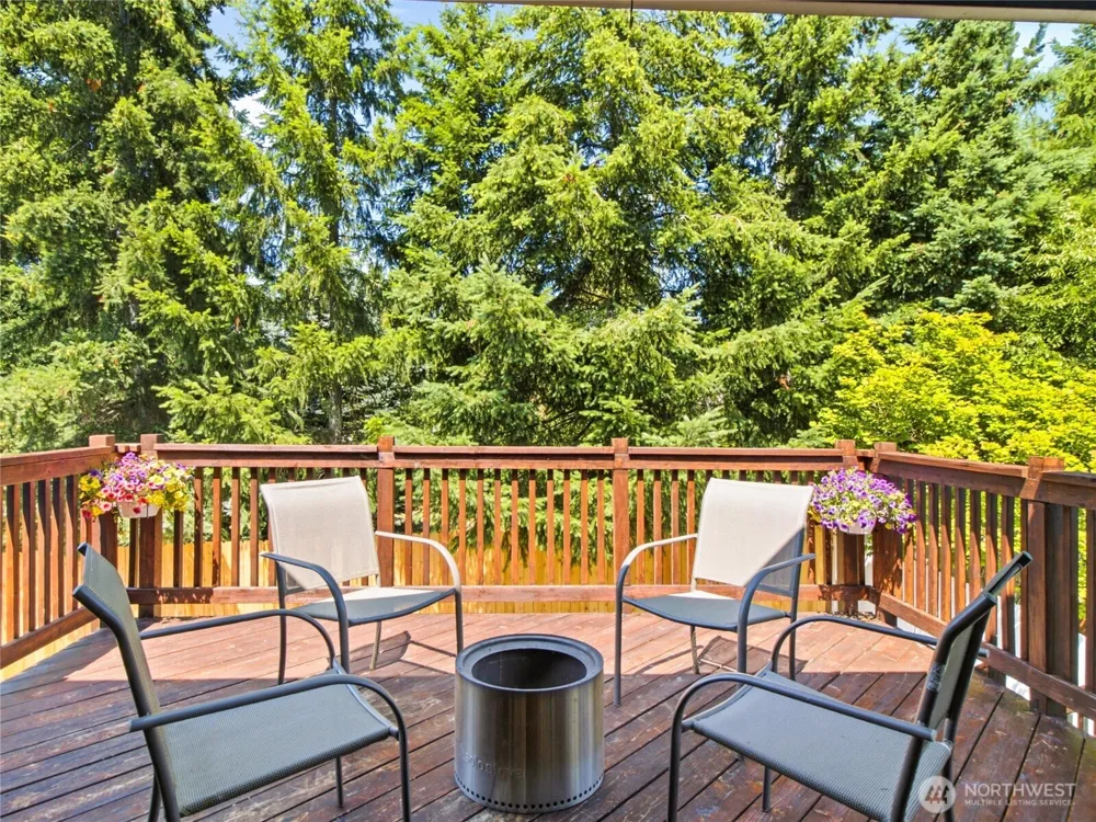 15658 91st Way SE Yelm, WA 98597