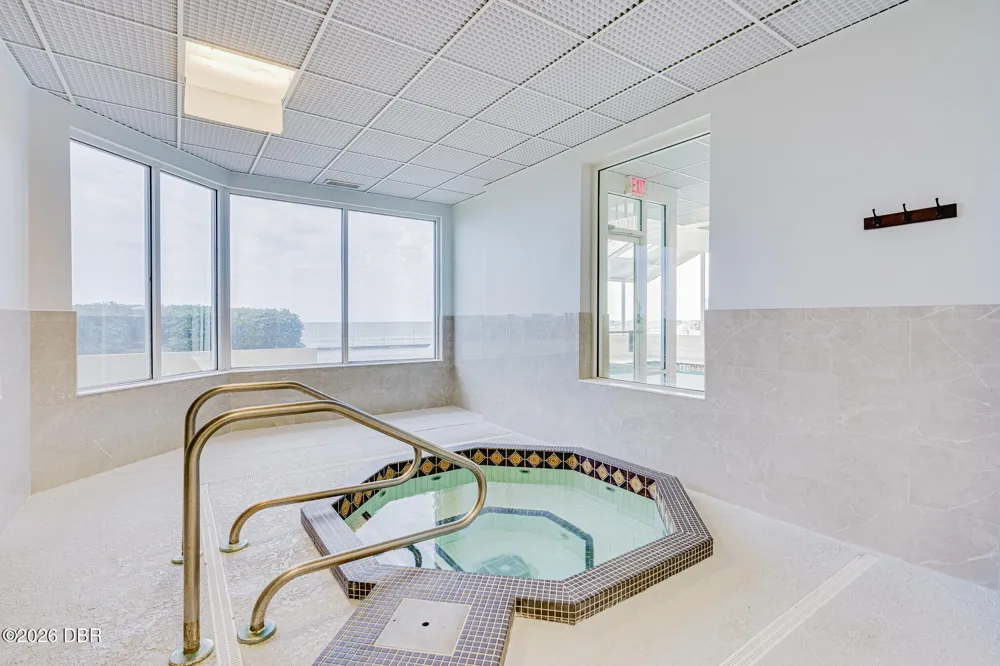 2937 S Atlantic Avenue #402 Daytona Beach Shores, FL 32118