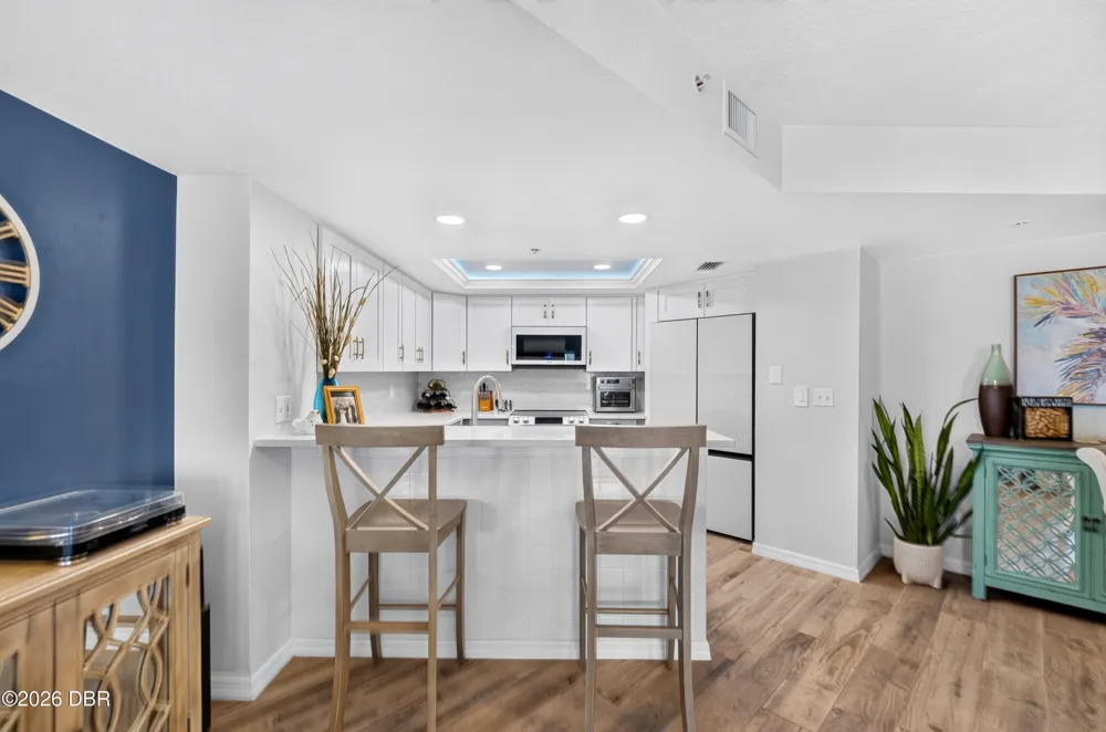 2937 S Atlantic Avenue #402 Daytona Beach Shores, FL 32118