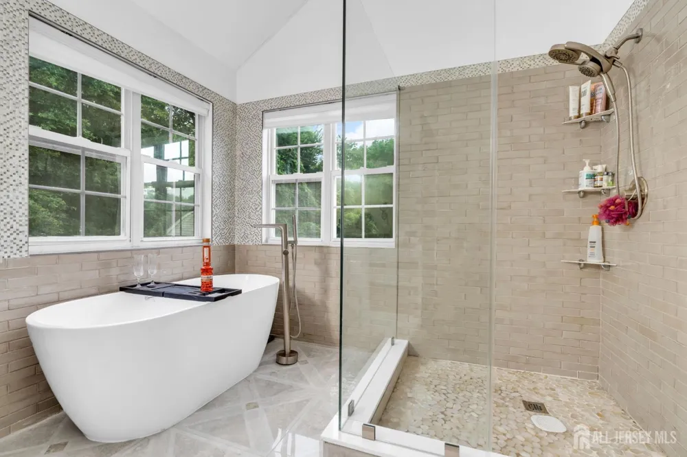 54 WINDING BROOK DRIVE Old Bridge, NJ 07747