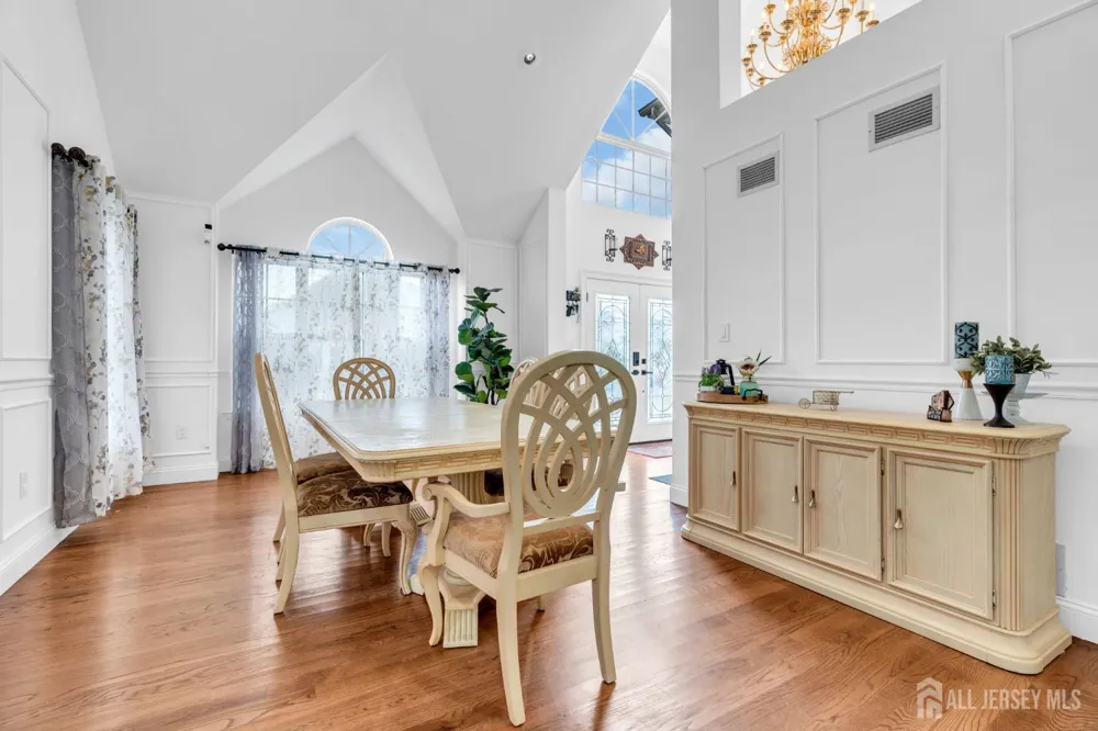 54 WINDING BROOK DRIVE Old Bridge, NJ 07747