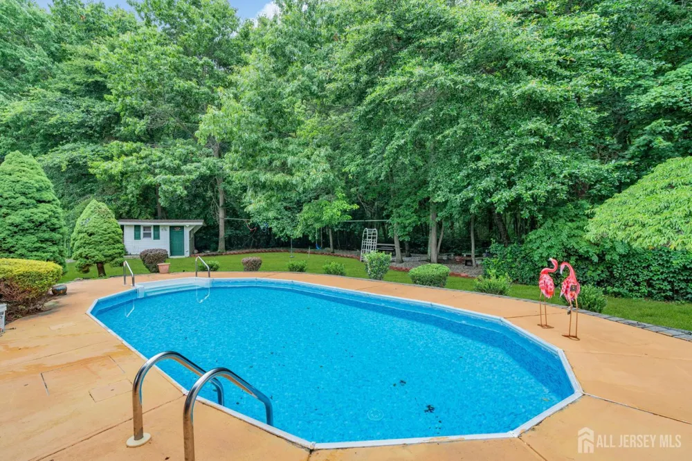 54 WINDING BROOK DRIVE Old Bridge, NJ 07747