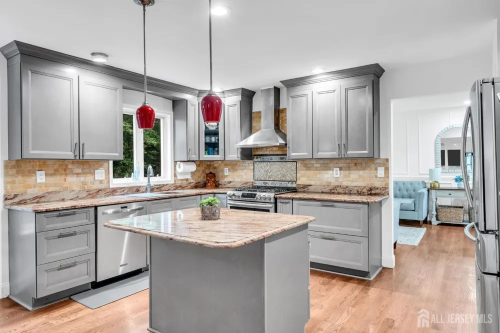 54 WINDING BROOK DRIVE Old Bridge, NJ 07747
