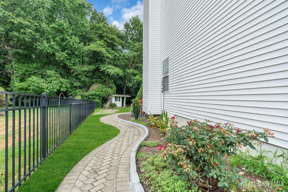 54 WINDING BROOK DRIVE Old Bridge, NJ 07747