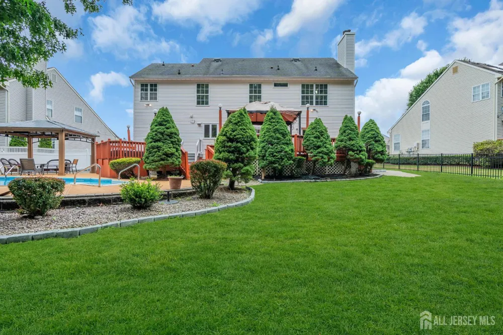 54 WINDING BROOK DRIVE Old Bridge, NJ 07747
