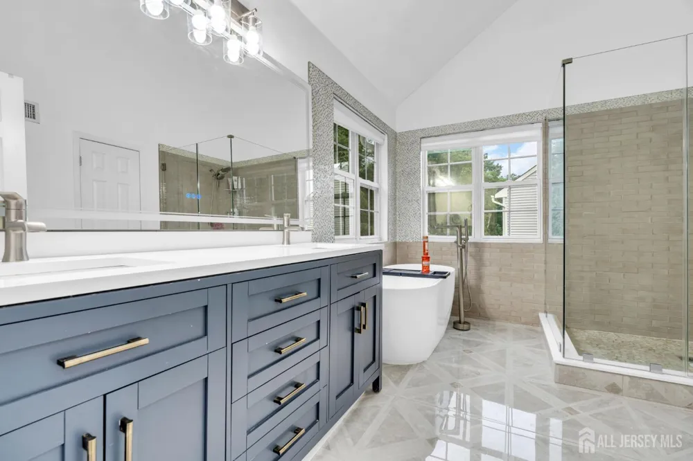 54 WINDING BROOK DRIVE Old Bridge, NJ 07747