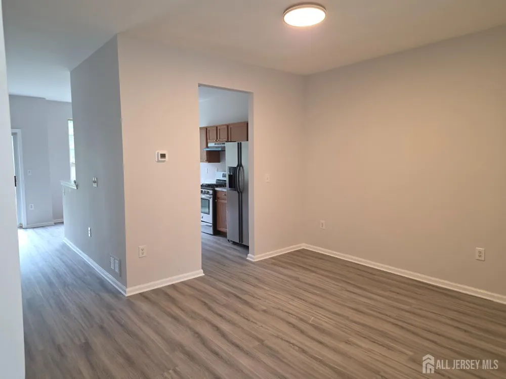 12 Gallop Lane Franklin, NJ 08873