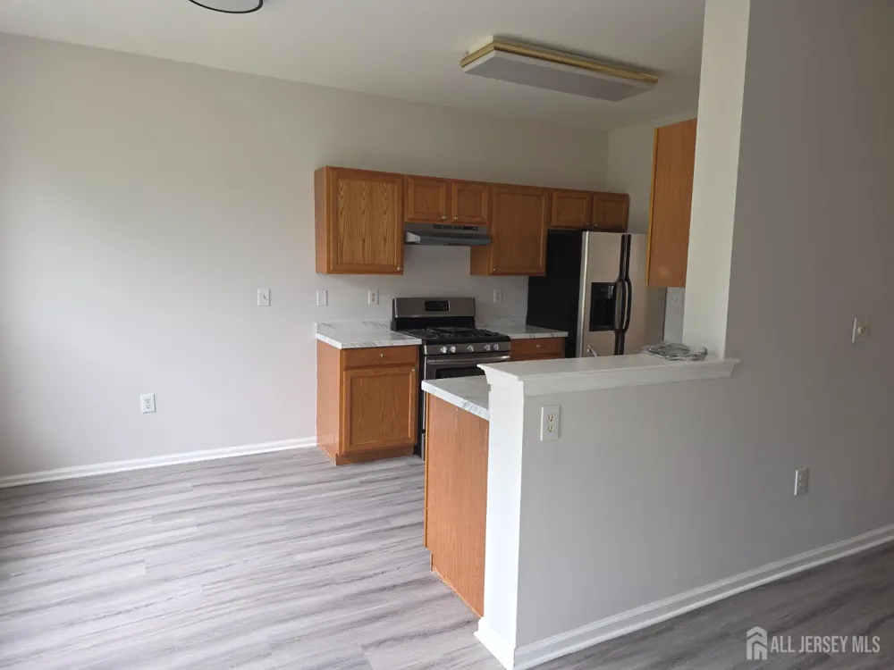12 Gallop Lane Franklin, NJ 08873