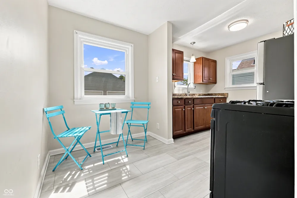 329 15th Avenue Beech Grove, IN 46107