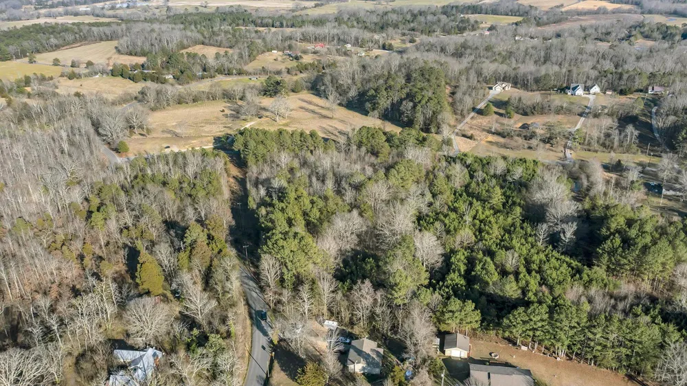 1728 Chestuee Road NE Cleveland, TN 37323