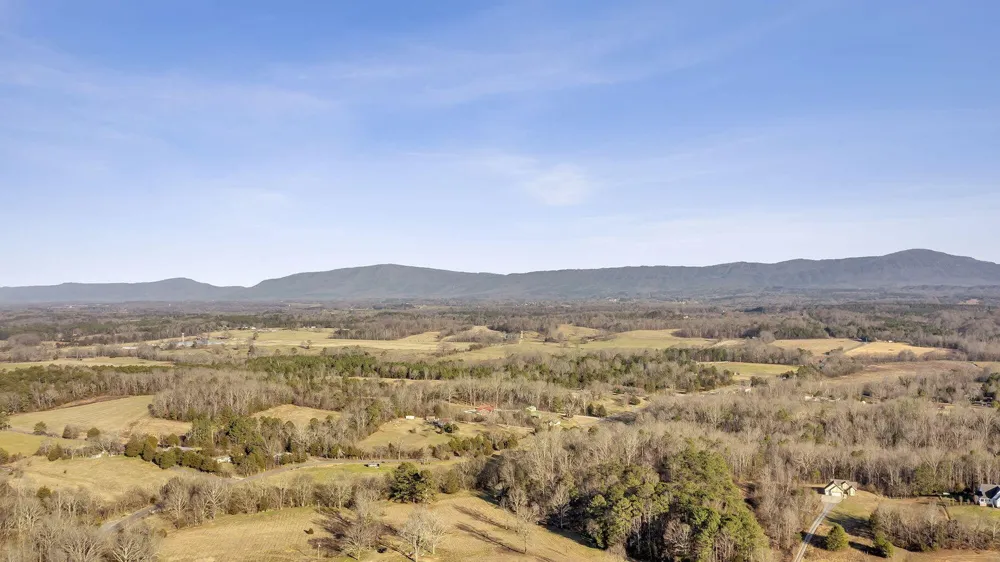 1728 Chestuee Road NE Cleveland, TN 37323