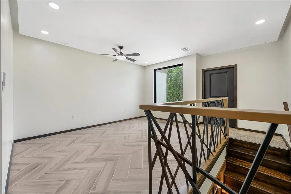 6027 Verde Way Dallas, TX 75211