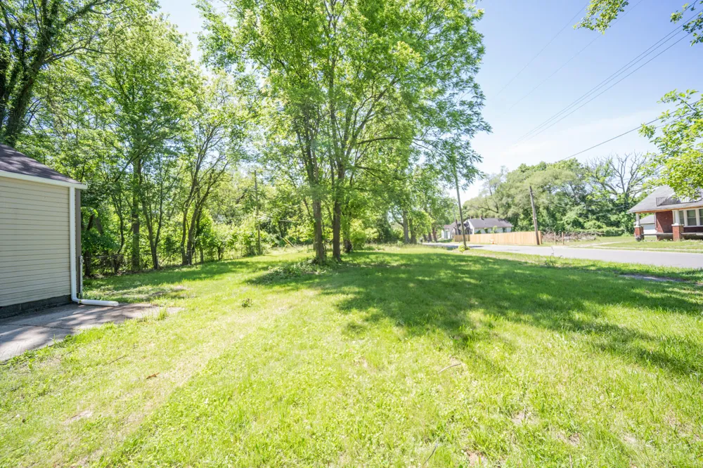 22675 Santa Maria Street Detroit, MI 48219