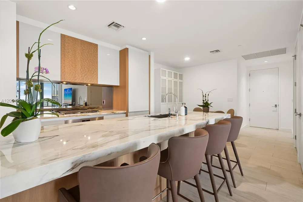 2831 S Bayshore Dr #1701 Coconut Grove, FL 33133
