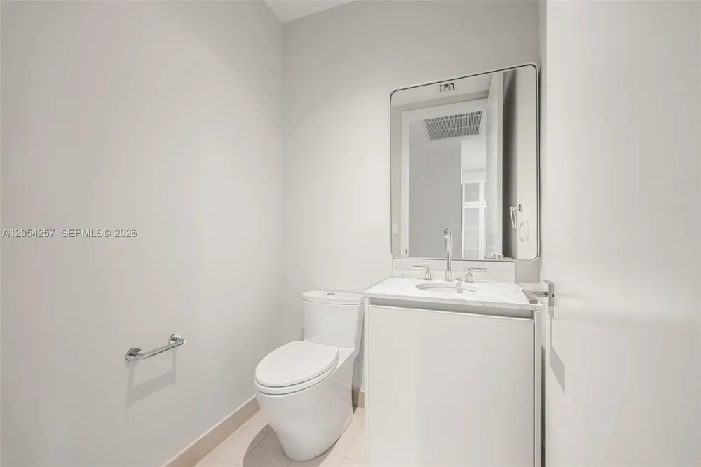 2831 S Bayshore Dr #1701 Coconut Grove, FL 33133