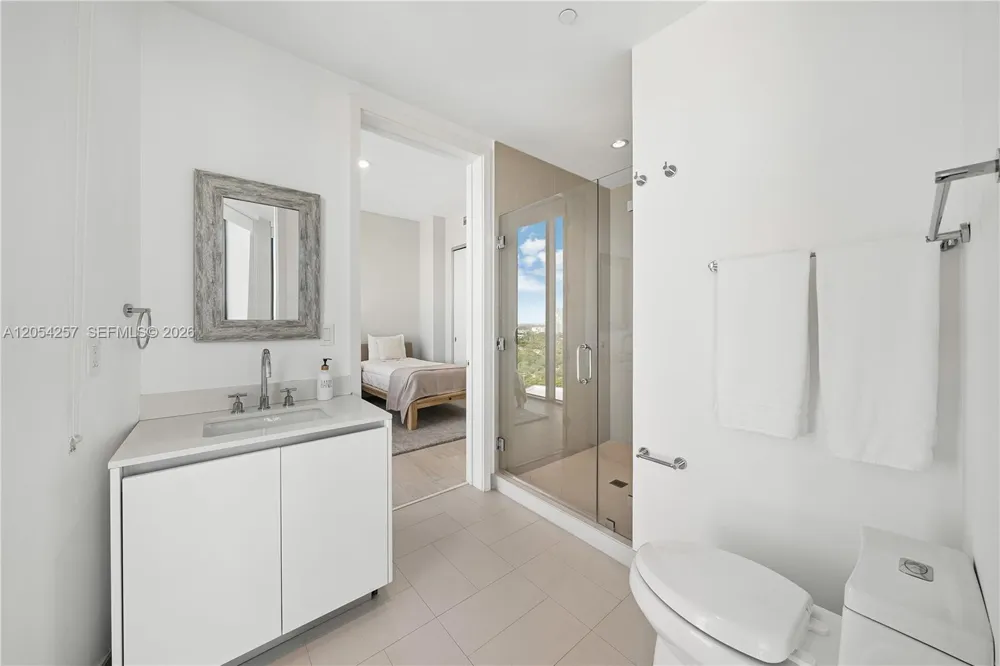 2831 S Bayshore Dr #1701 Coconut Grove, FL 33133