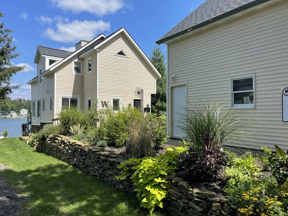 727 Treasure Island Drive Mattawan, MI 49071