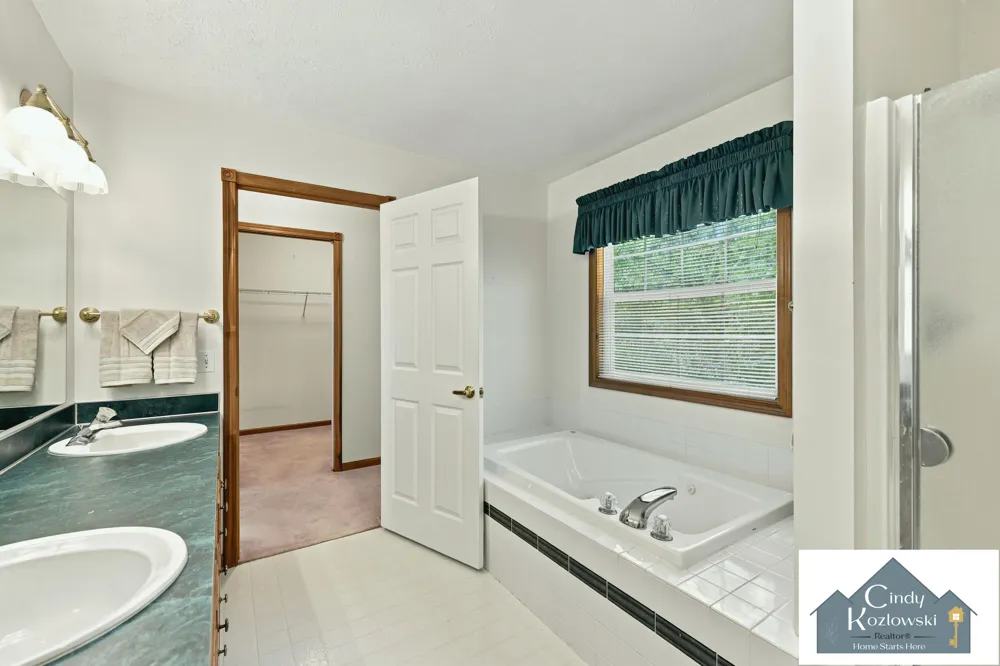 4959 Brookestone Drive NE Courtland Township, MI 49341