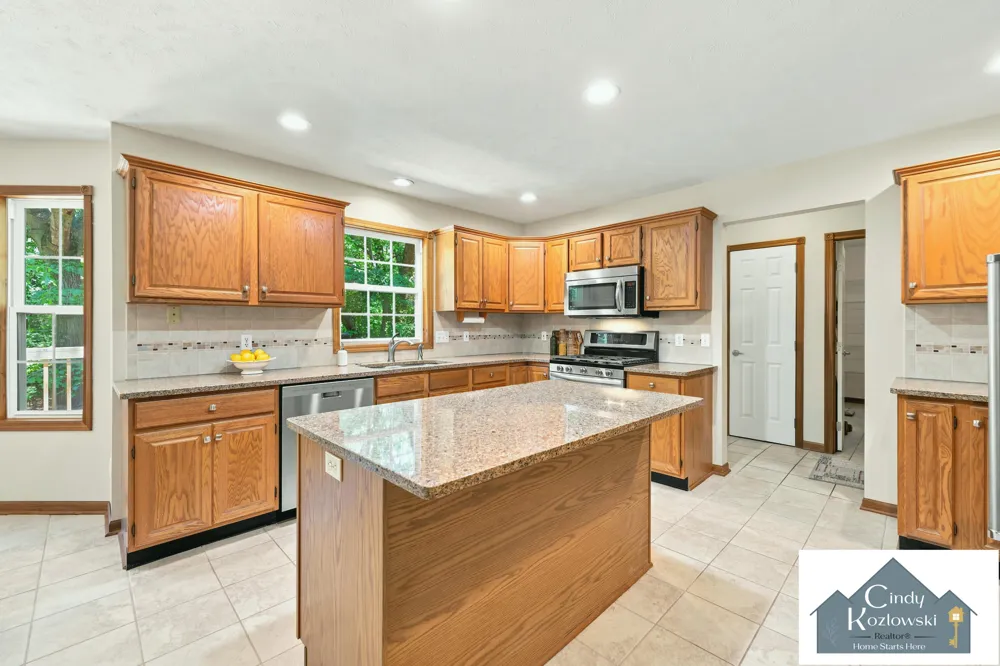 4959 Brookestone Drive NE Courtland Township, MI 49341